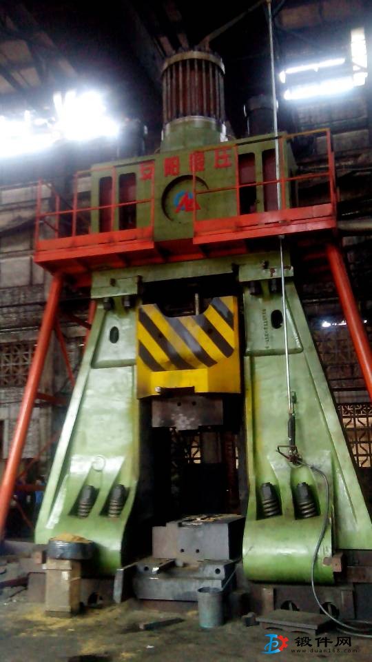 3噸全液壓模鍛錘能量足安陽(yáng)鍛壓廠家直供