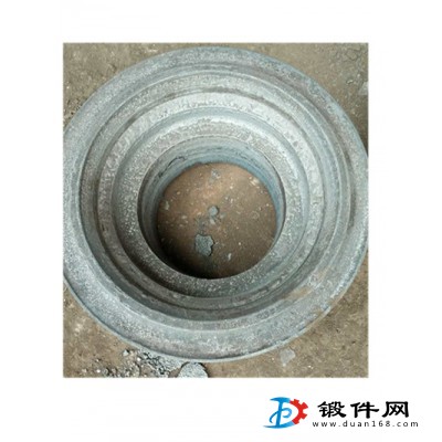 臺(tái)階齒輪 內(nèi)外臺(tái)階齒輪 刻字毛坯 鍛件加工 粗車熱處理一條龍