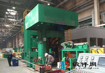 電動(dòng)螺旋壓力機(jī)250噸鍛壓設(shè)備環(huán)保設(shè)備