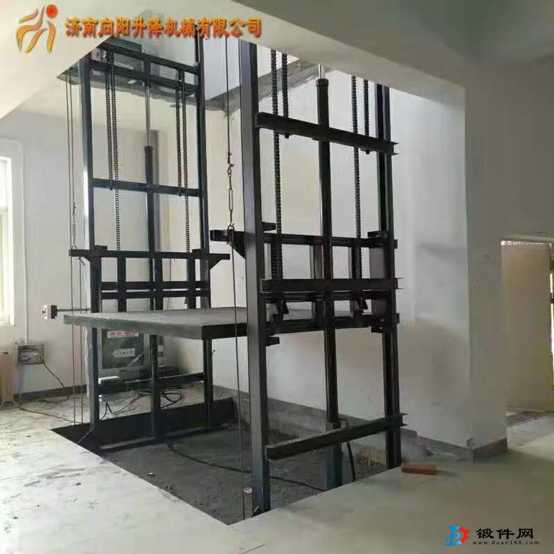 石家莊導(dǎo)軌式液壓升降作業(yè)平臺，提升機廠家直銷，支持定做