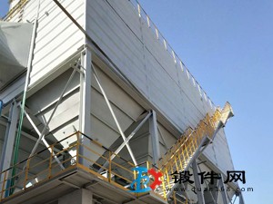 內蒙古鄂爾多斯?jié)蓾欏仩t布袋除塵器