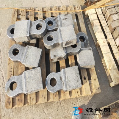 破碎機(jī)錘頭甩錘高鉻合金錳鋼鑄造件鍛打抗磨錘頭配件批發(fā)